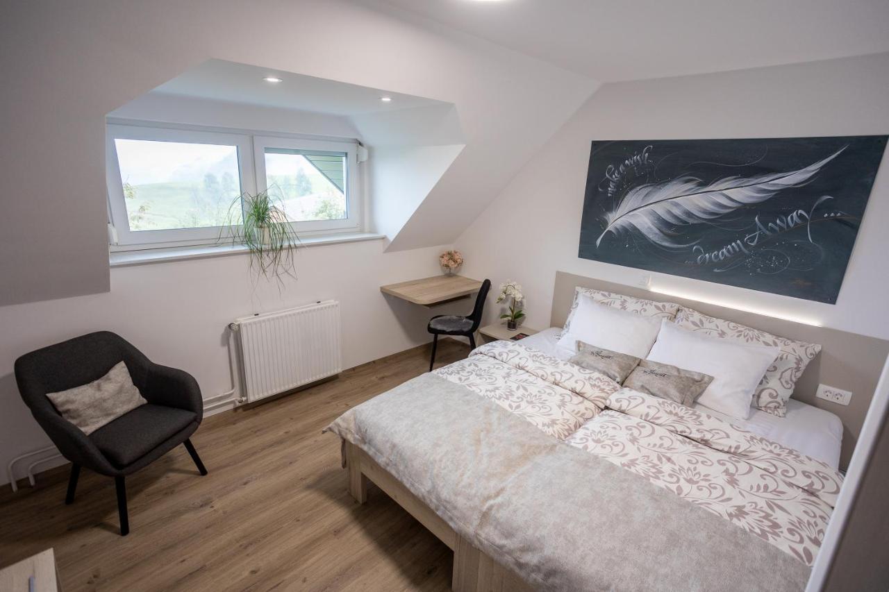 Apartmaji Pr Smolet Škofja Loka Esterno foto