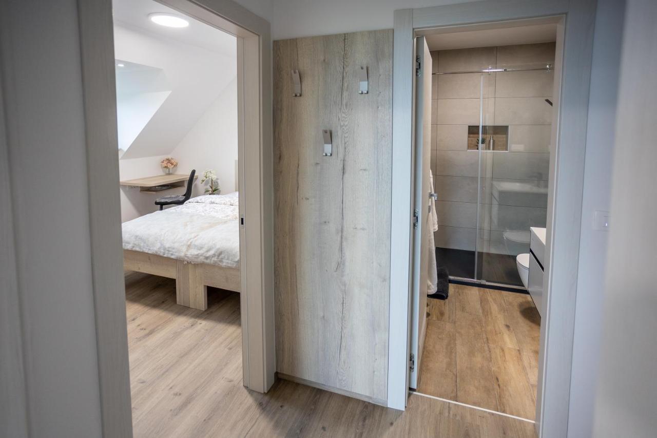 Apartmaji Pr Smolet Škofja Loka Esterno foto