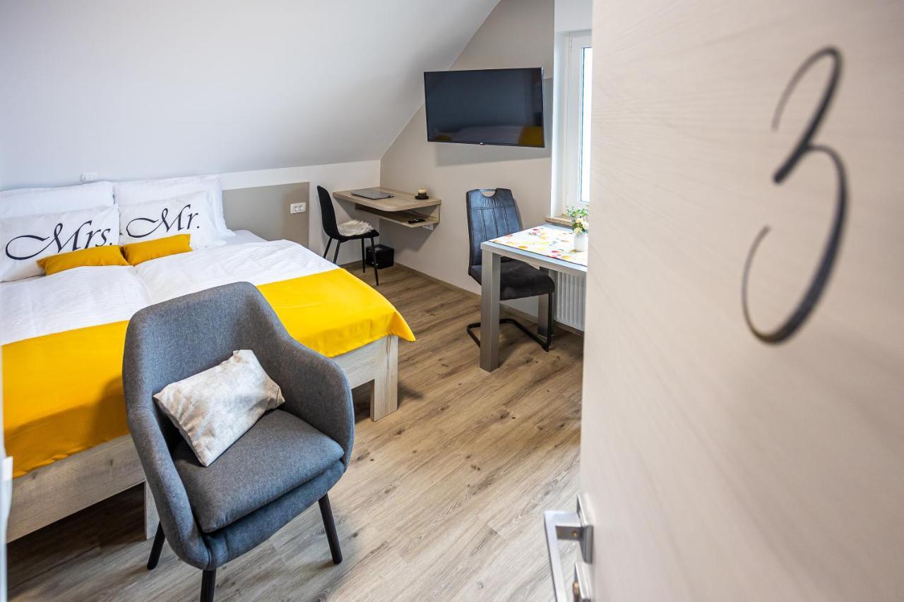 Apartmaji Pr Smolet Škofja Loka Esterno foto
