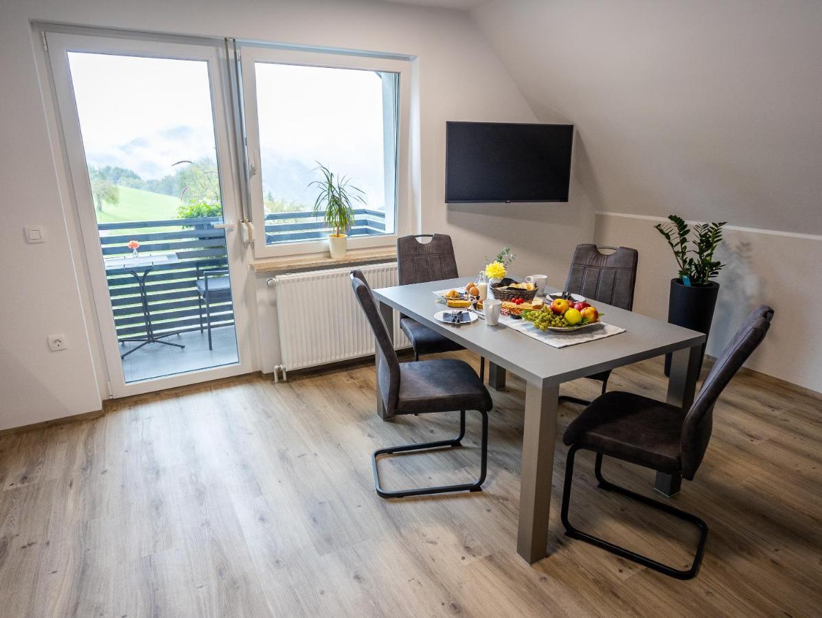 Apartmaji Pr Smolet Škofja Loka Esterno foto